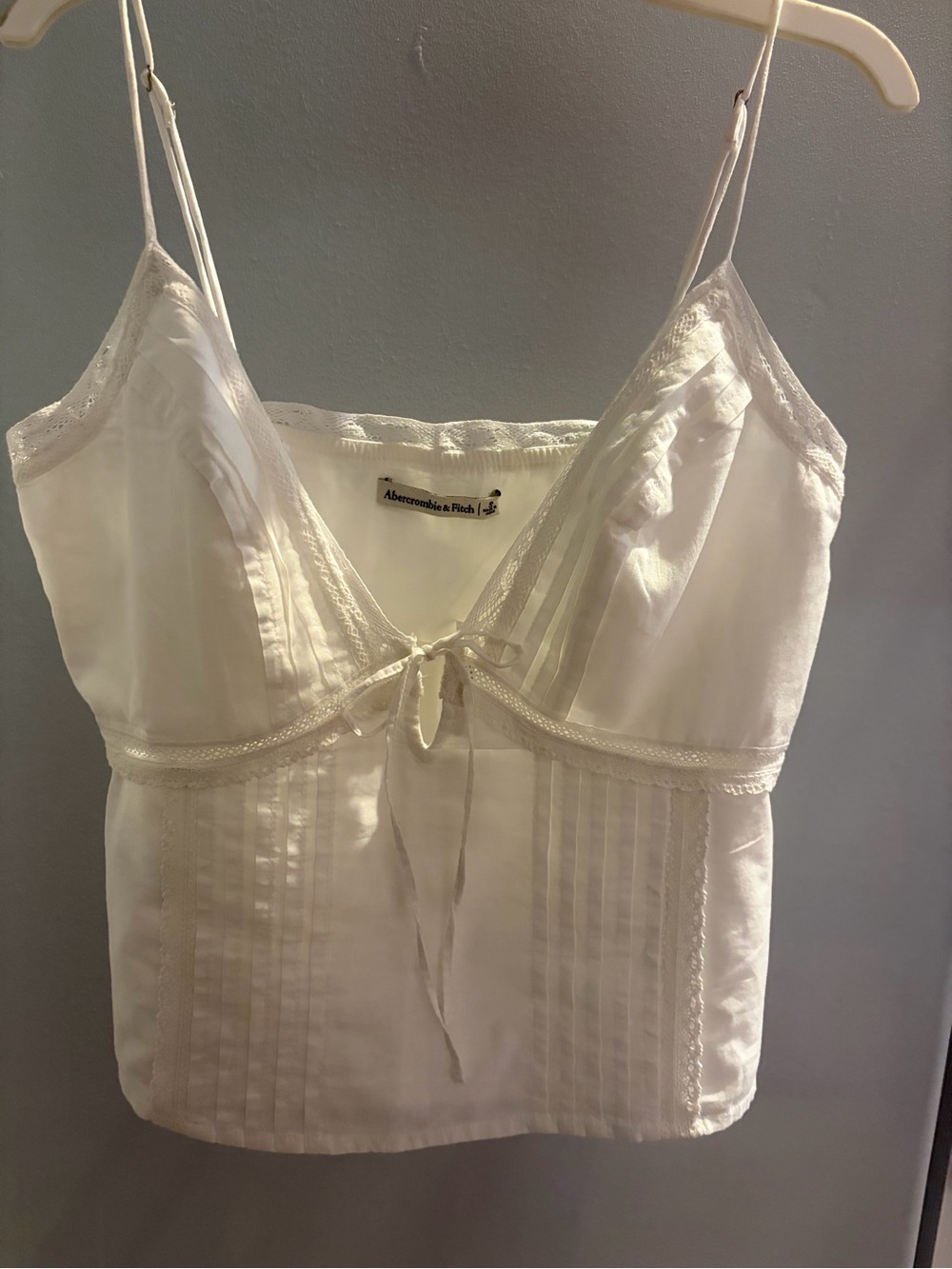 Abercrombie & Fitch White Lace-Trim Camisole